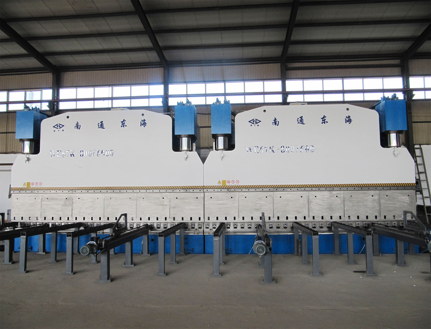 2xWE67K-800T6000 CNC press brake in tandem